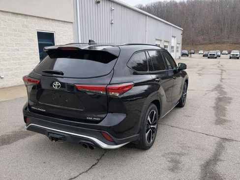 Used 2022 Toyota Highlander XSE image 10