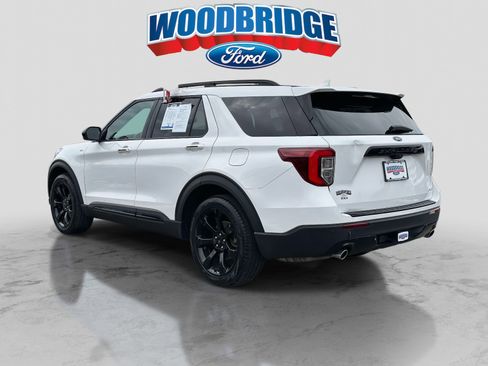 Used 2022 Ford Explorer ST-Line w/ Class IV Trailer Tow Package image 5