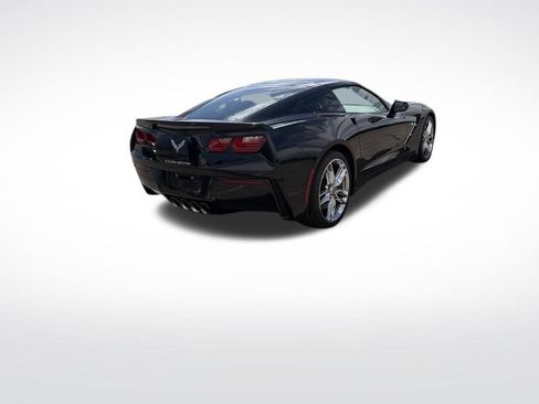 Used 2017 Chevrolet Corvette Stingray Coupe RWD image 5