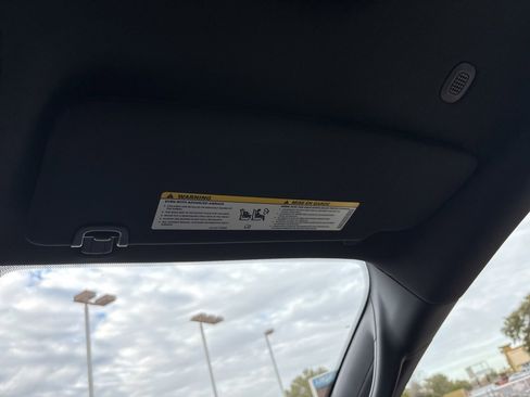 New 2026 Chrysler Pacifica Select image 34