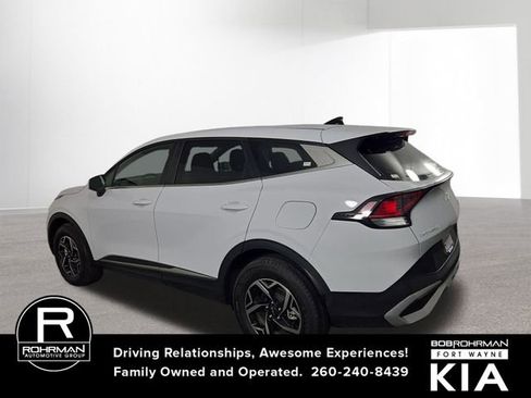 Certified 2025 Kia Sportage LX image 11