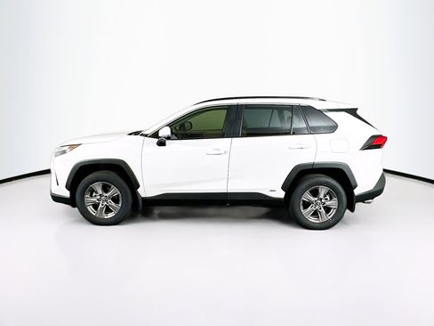 Used 2025 Toyota RAV4 LE image 4