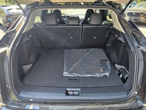 New 2025 Nissan Ariya AWD image 22