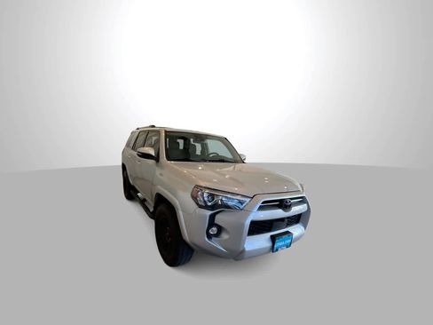 Used 2023 Toyota 4Runner SR5 Premium w/ Moonroof Package image 2