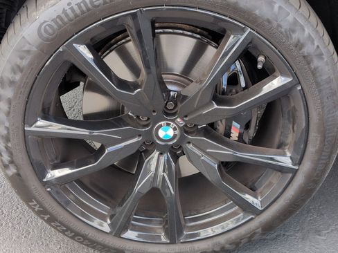 Certified 2023 BMW X7 xDrive40i w/ Executive Package image 13