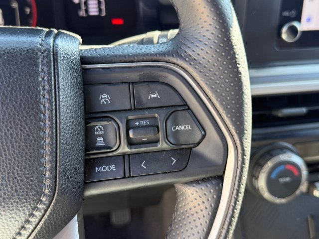 Used 2026 Toyota 4Runner SR5 AWD/4WD image 17