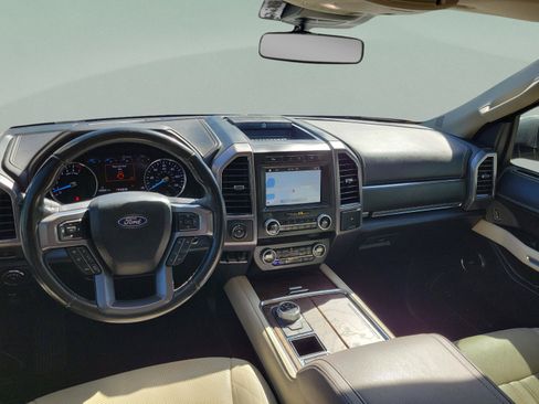 Used 2019 Ford Expedition Platinum RWD image 12
