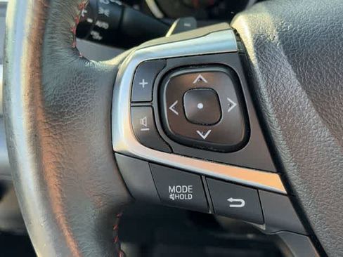 Used 2017 Toyota Camry SE FWD image 21