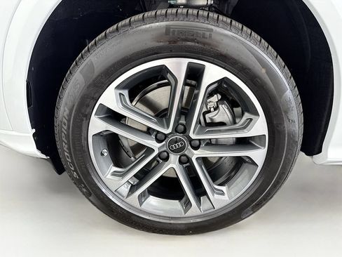 Certified 2025 Audi Q5 Premium Plus w/ Premium Plus AWD/4WD image 30