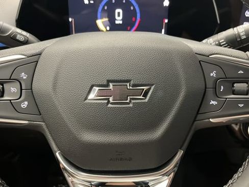 New 2026 Chevrolet Trax LT w/ Midnight Edition FWD image 15