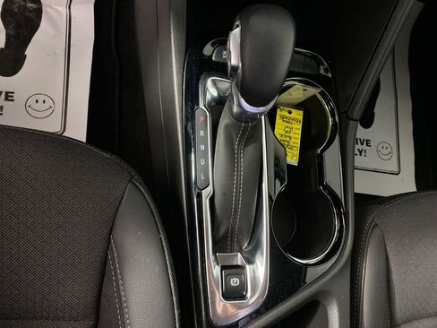 Used 2024 Buick Encore GX Preferred FWD image 19