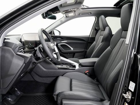 New 2025 Audi Q5 2.0T Premium Plus image 7