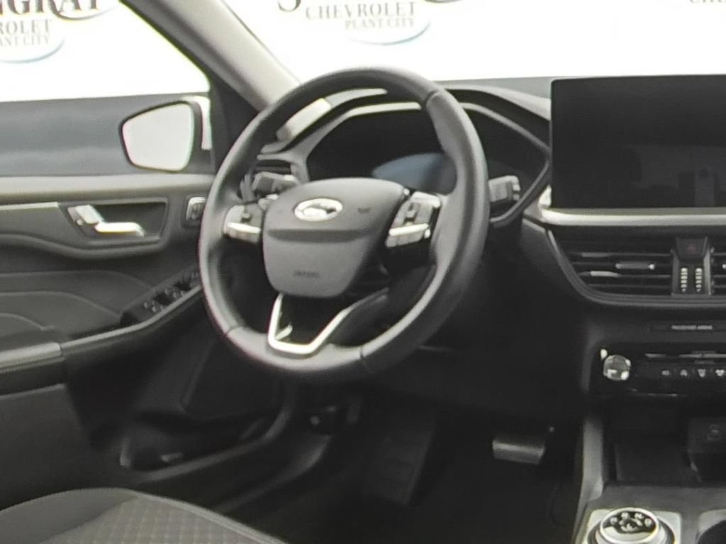 Used 2023 Ford Escape Active w/ Tech Pack #2 FWD image 16
