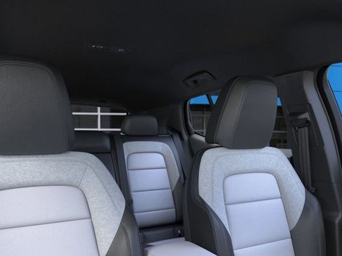 New 2026 Chevrolet Equinox EV LT image 25