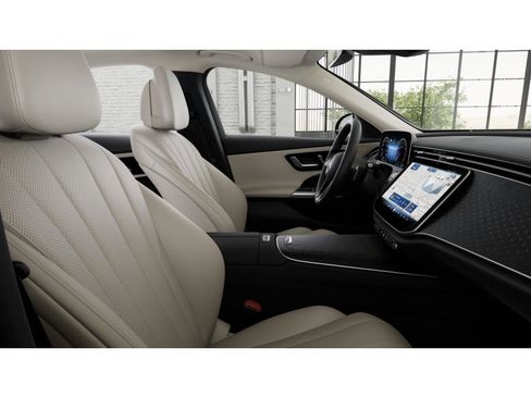 New 2026 Mercedes-Benz E 450 4MATIC Sedan image 4