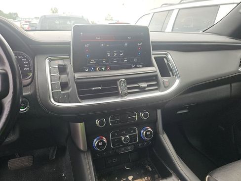 Used 2021 GMC Yukon SLT w/ SLT Luxury Package AWD/4WD image 6