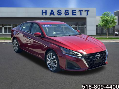 Used 2023 Nissan Altima 2.5 SL AWD/4WD image 1