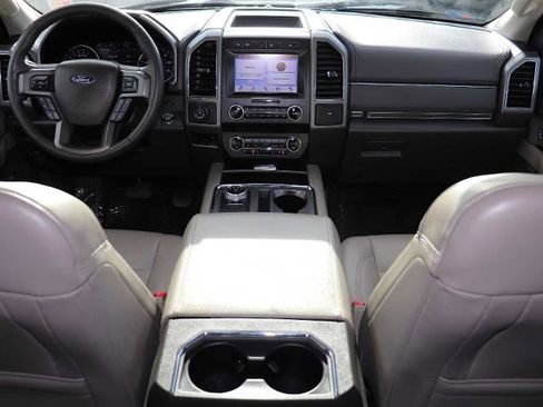 Certified 2019 Ford Expedition XLT w/ Equipment Group 202A image 29