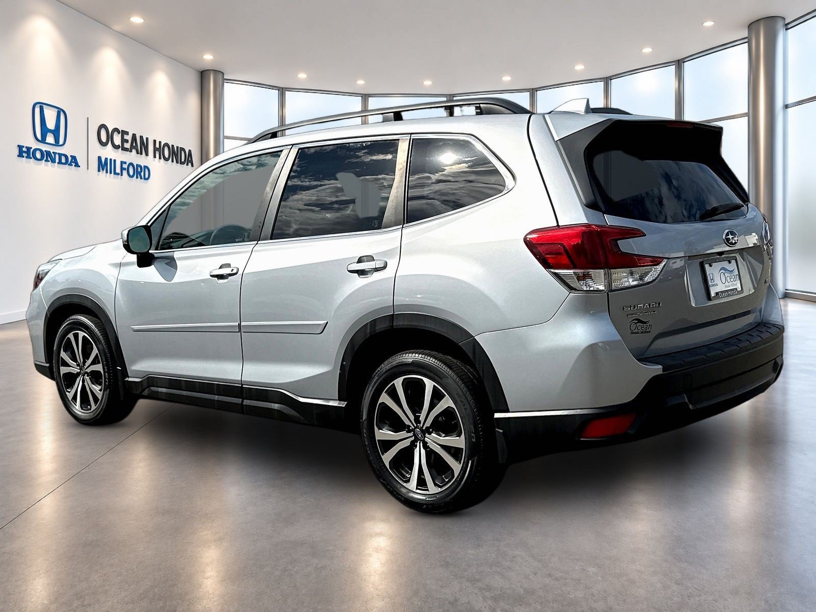 Used 2020 Subaru Forester Limited AWD/4WD image 8