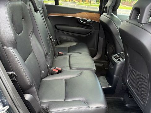 Used 2021 Volvo XC90 T8 Inscription Expression w/ Protection Package Premier AWD/4WD image 13