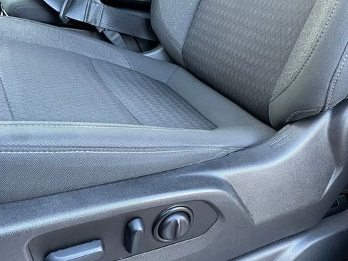 Used 2022 Chevrolet Silverado 1500 LT w/ Safety Package image 22