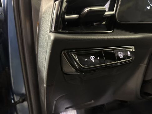 Used 2023 Kia Niro EX image 27