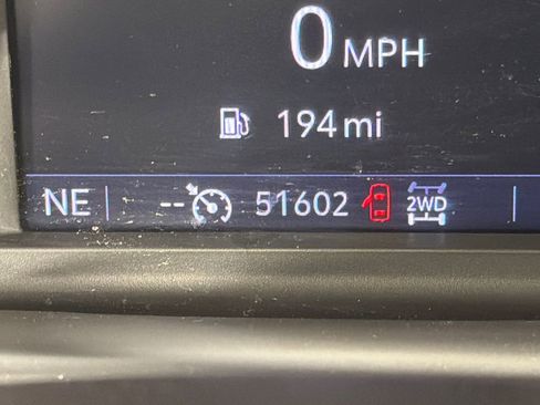 Used 2022 Chevrolet Silverado 1500 LT w/ Convenience Package II AWD/4WD image 27