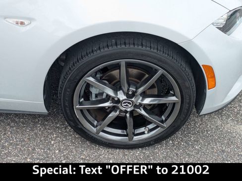 Used 2018 MAZDA MX-5 Miata RF Grand Touring image 10