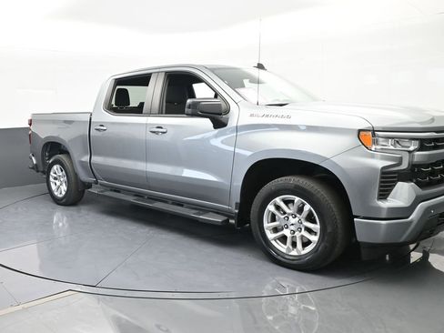 Used 2023 Chevrolet Silverado 1500 RST image 8