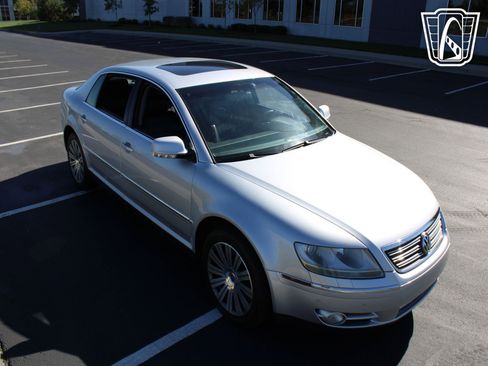 Used 2006 Volkswagen Phaeton V8 AWD/4WD image 15