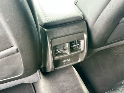 Used 2025 Cadillac XT4 Premium Luxury image 24