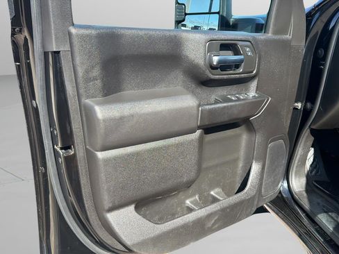 Used 2024 Chevrolet Silverado 2500 Custom w/ Custom Convenience Package AWD/4WD image 17