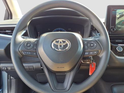 Used 2026 Toyota Corolla LE image 15