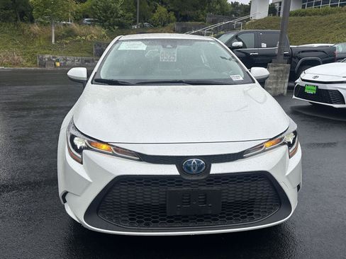 Certified 2021 Toyota Corolla LE FWD image 8