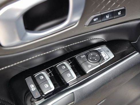 Used 2022 Kia Sorento SX image 23