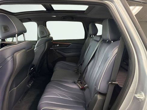 Used 2025 Acura MDX Type S AWD/4WD image 12