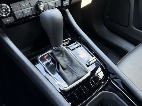 New 2026 Jeep Compass Latitude image 25