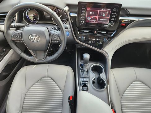 Used 2024 Toyota Camry SE FWD image 26