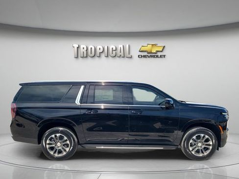New 2026 Chevrolet Suburban LS w/ LPO, Dark Essentials Package RWD image 6