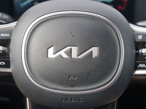 Used 2023 Kia Sorento SX AWD/4WD image 15