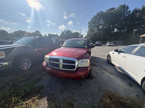 Used 2006 Dodge Dakota SLT RWD image 3