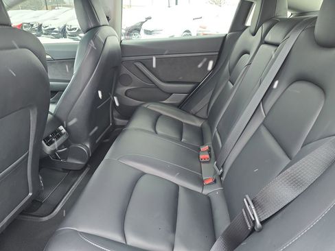 Used 2022 Tesla Model 3 Performance image 22
