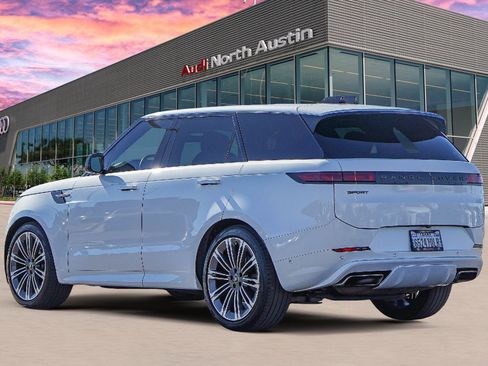 Used 2024 Land Rover Range Rover Sport Dynamic SE image 5