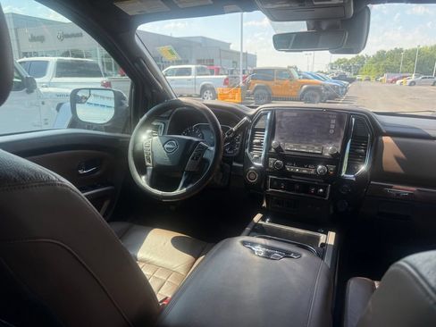 Used 2024 Nissan Titan Platinum Reserve w/ Moonroof Package RWD image 56