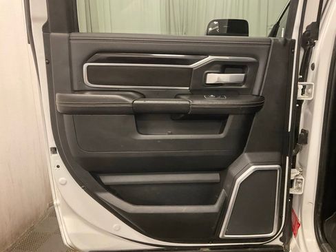 Used 2022 RAM 2500 Laramie image 31