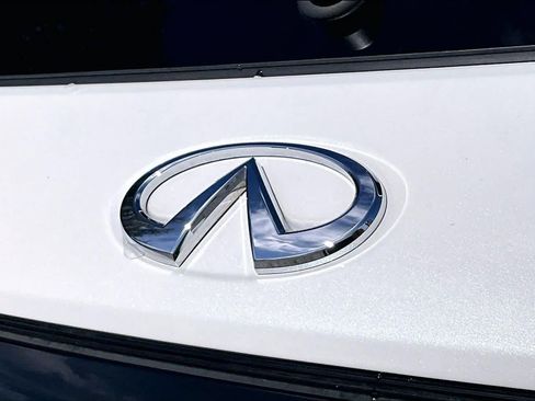 Used 2025 INFINITI QX60 Sensory w/ Vision Package AWD/4WD image 31