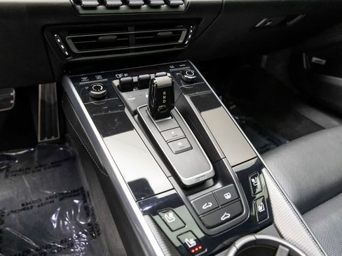 Used 2020 Porsche 911 Carrera S RWD image 18