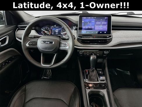 Used 2023 Jeep Compass Latitude w/ Sun and Sound Group image 24