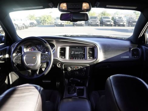 Used 2019 Dodge Charger R/T w/ Plus Group image 25