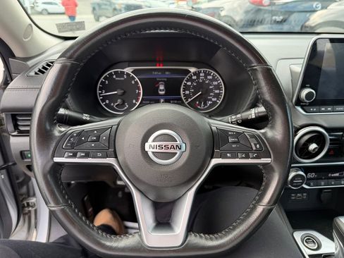 Used 2021 Nissan Sentra SV FWD image 15